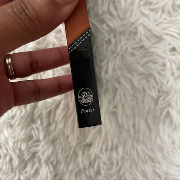 How To Shine A Shoe: A Gentlemen’s Guide…for Top Shelf Styles Hardcover Book - Picture 11 of 15